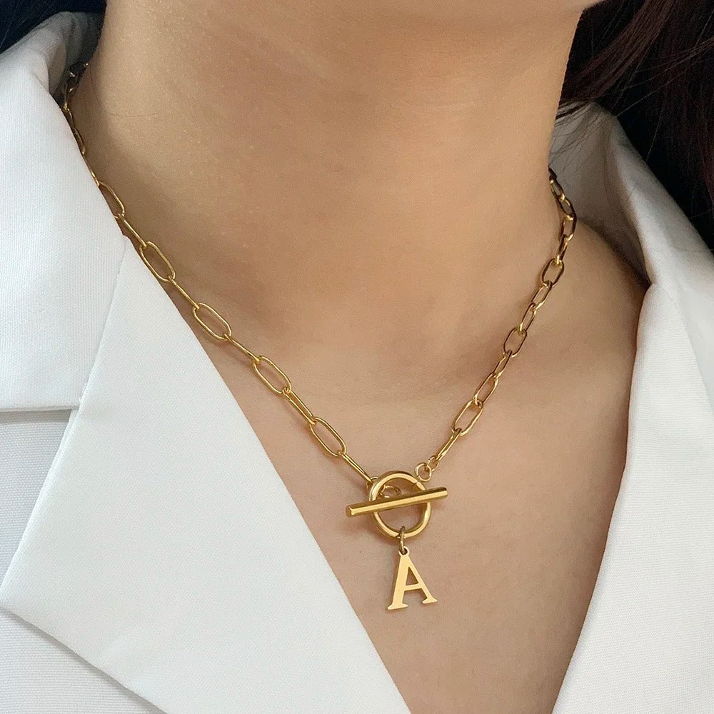 Collar con Inicial y Cierre de Aro - OFERTA 2x1