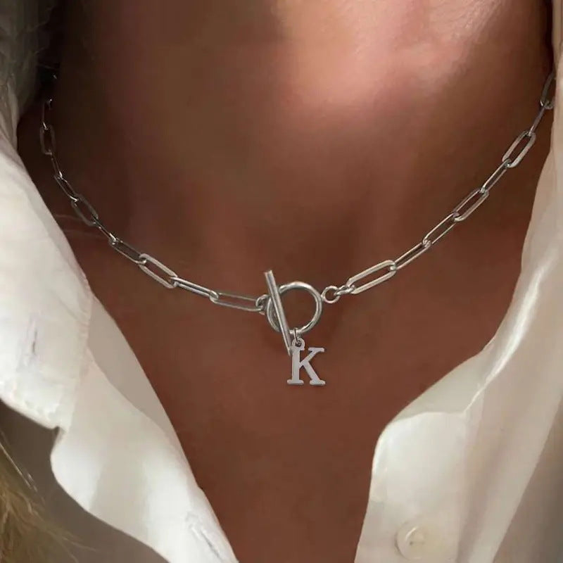 Collar con Inicial y Cierre de Aro - OFERTA 2x1